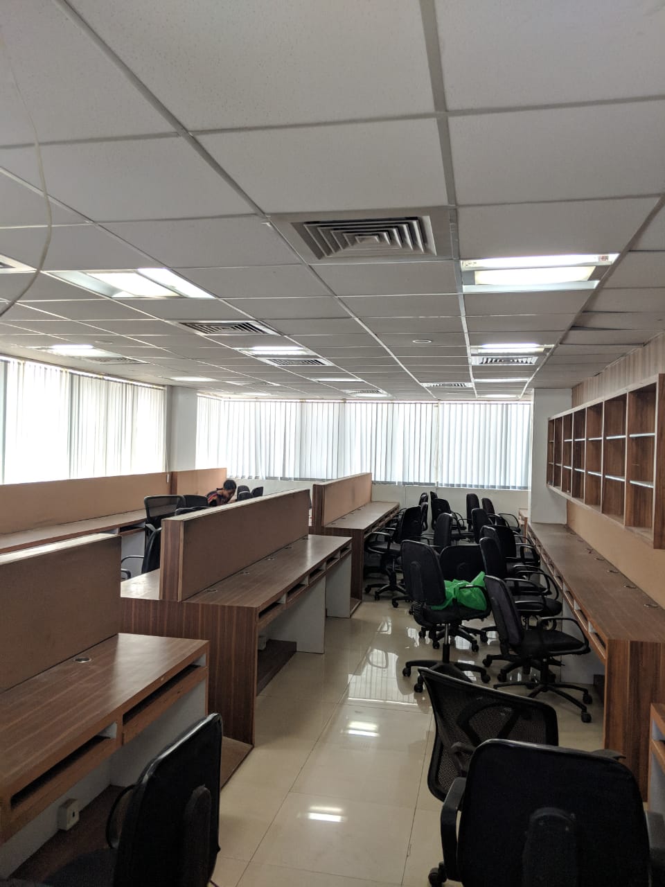 Pre-Leased Fully Furnished Office for Sale in Apollo Premier, Vijay Nagar  photo 4